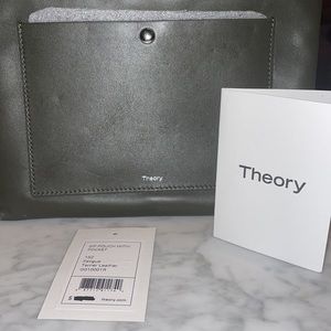 Theory zip Pouch with pocket - Olive green